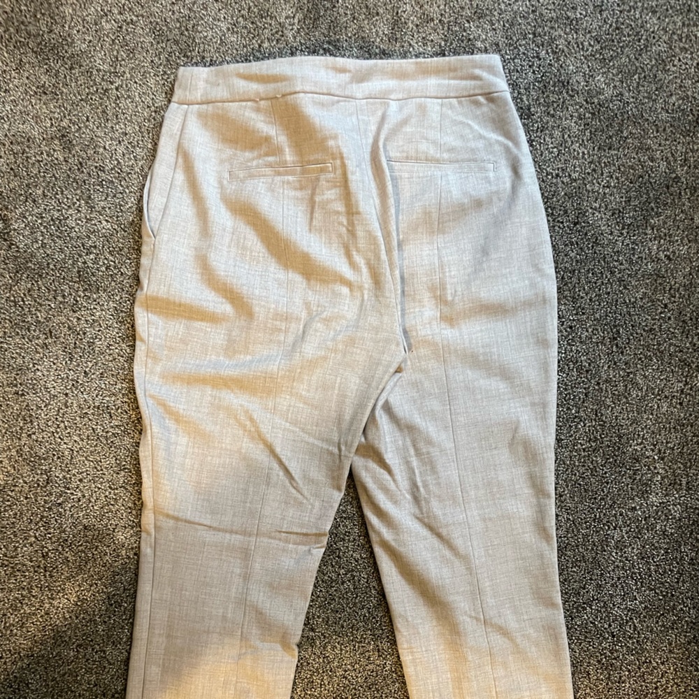 Express, Grey, 6R - Picture 3 of 3